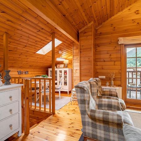 Espectacular Apartamento De Madera Frente Al Rio Ter - Camprodon Luaran gambar