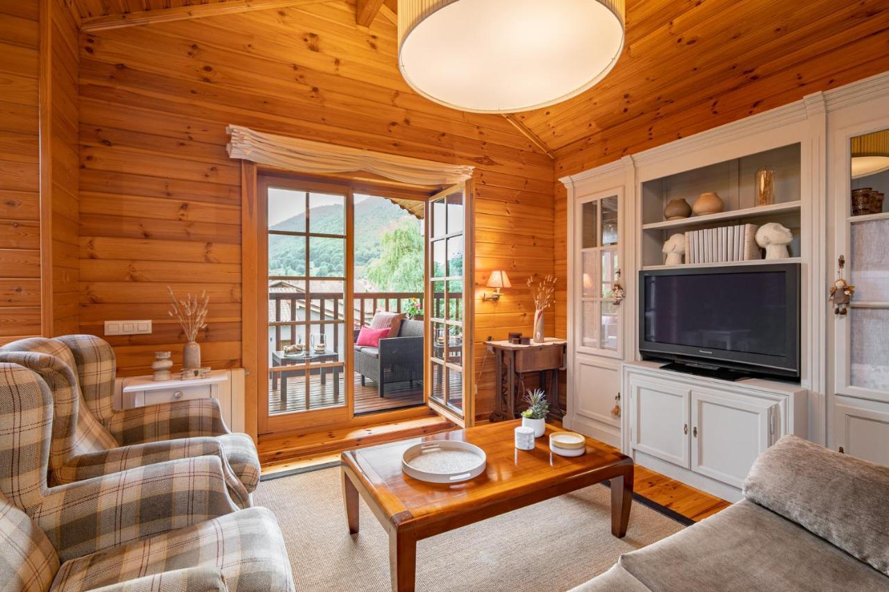 Espectacular Apartamento De Madera Frente Al Rio Ter - Camprodon Luaran gambar